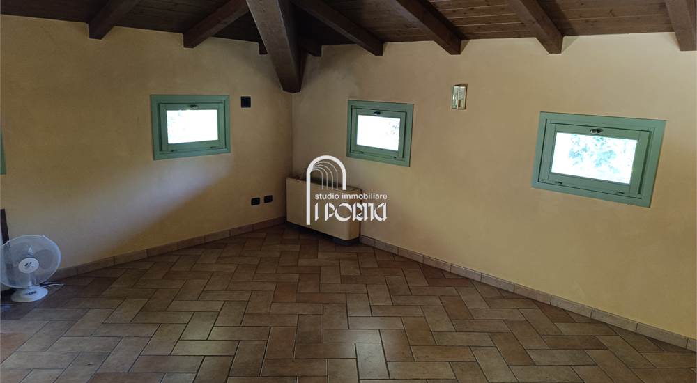 Photo 30